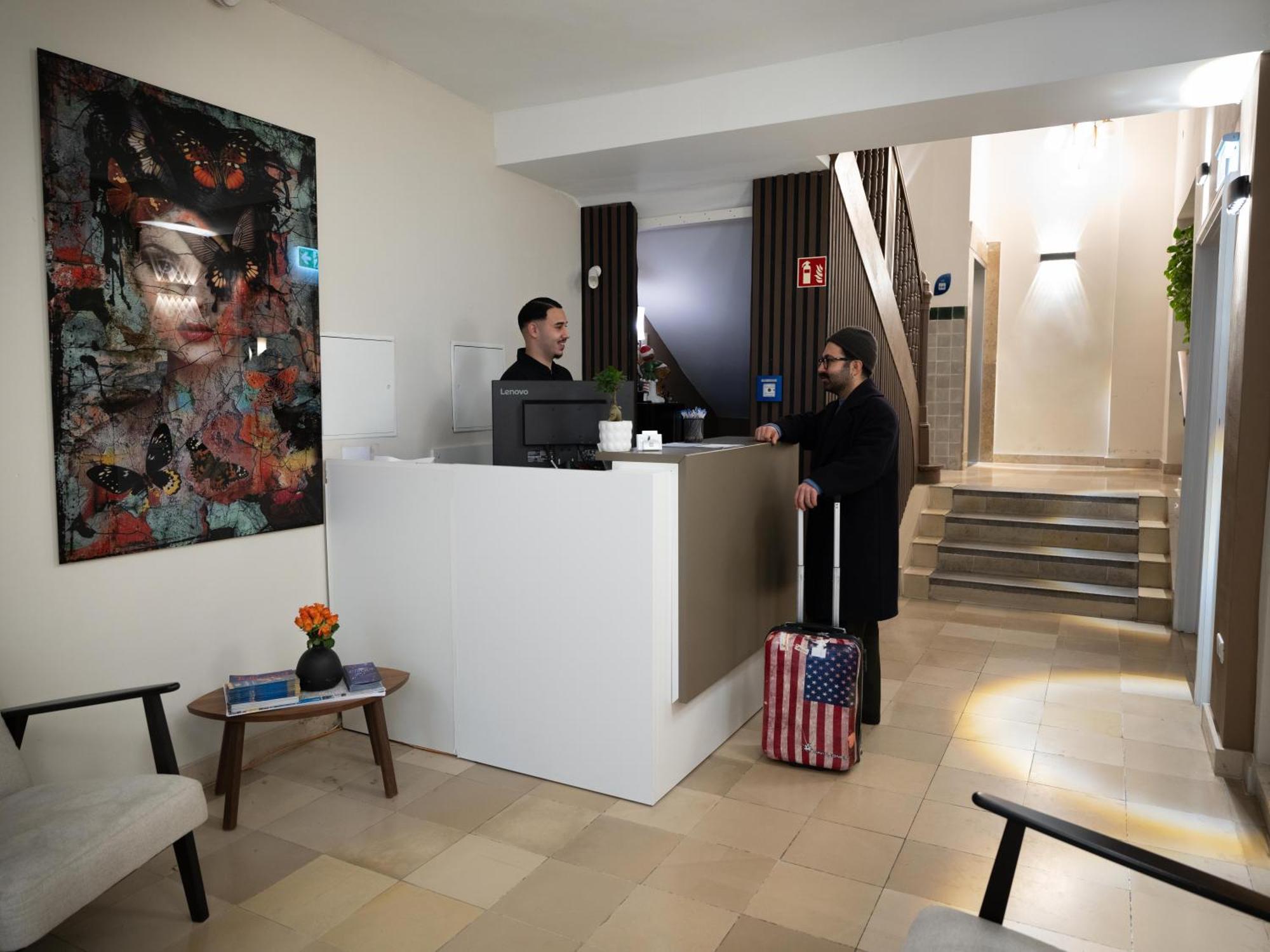 Smart Stay Hotel Station Мюнхен Экстерьер фото