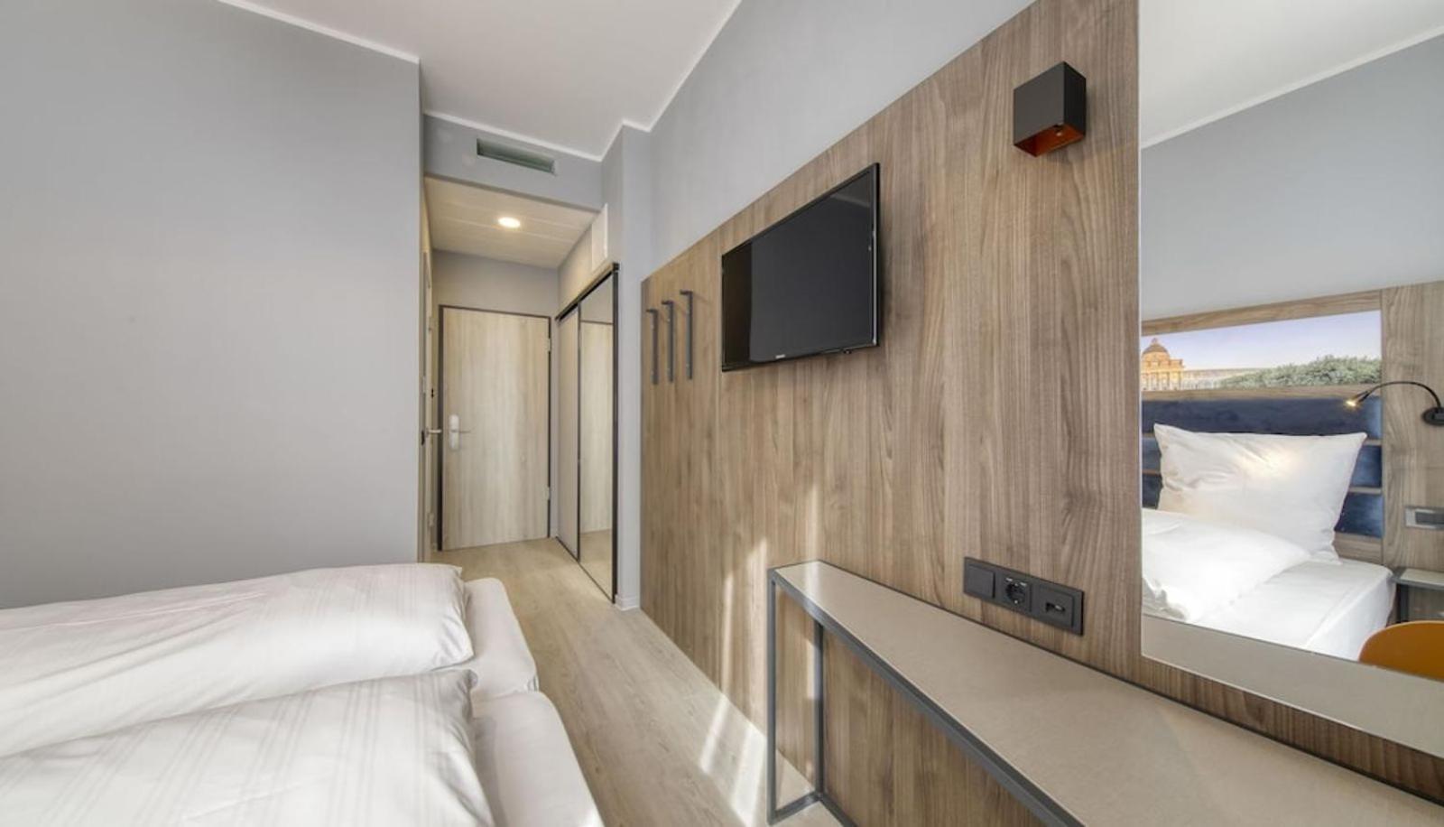 Smart Stay Hotel Station Мюнхен Экстерьер фото